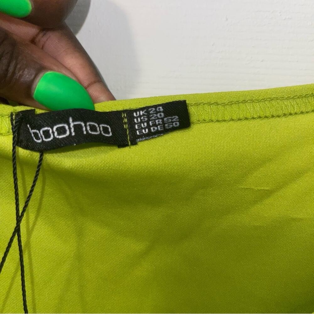 Boohoo Plus Puff Sleeve Jumpsuit - Picture 8 of 9